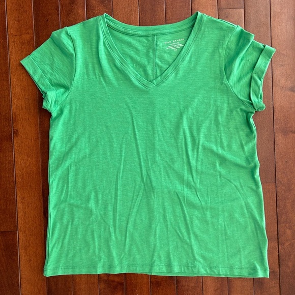 Max Studio Favorite Tee Kelly Green Size Small - Picture 1 of 5